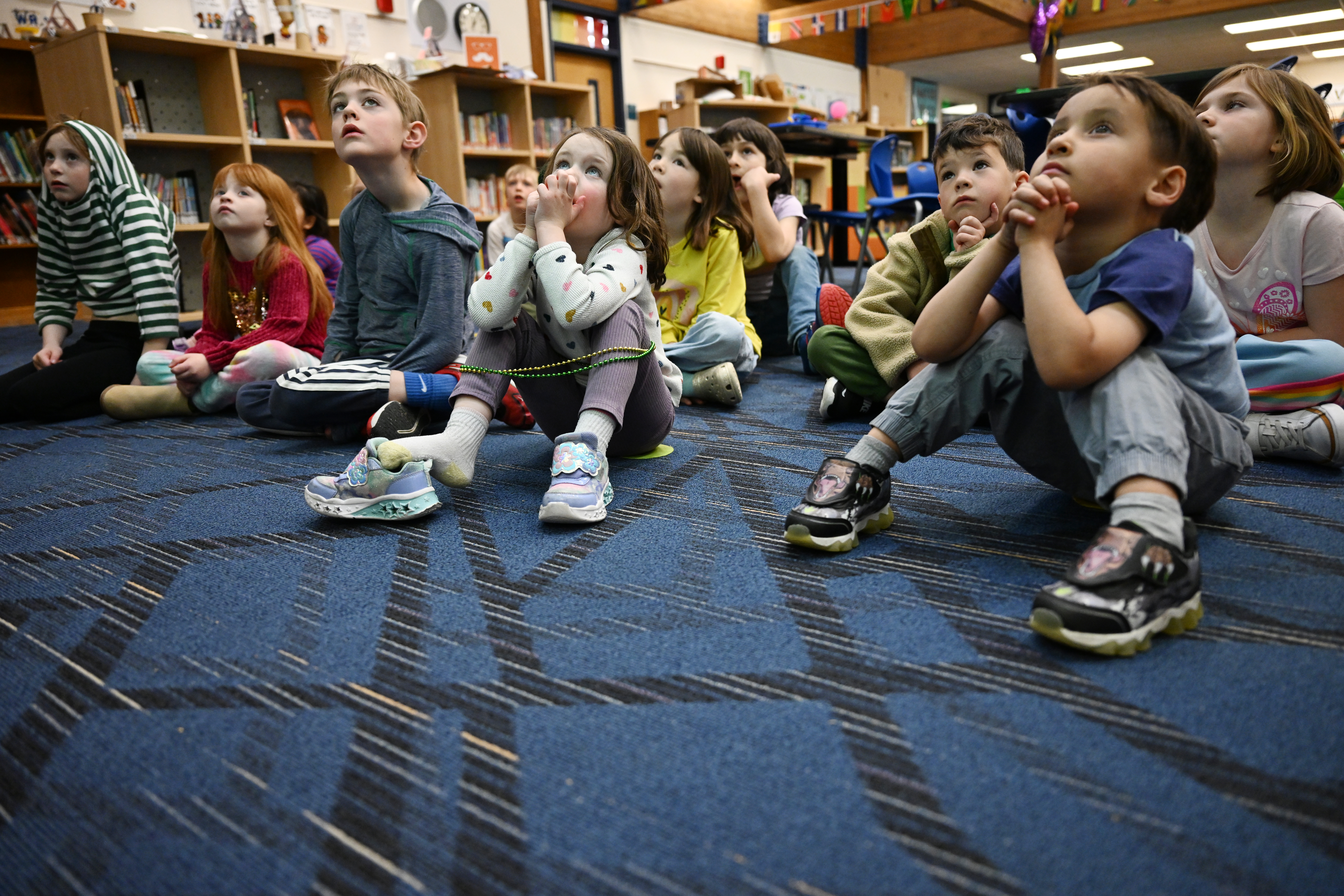 Little kids at a library.