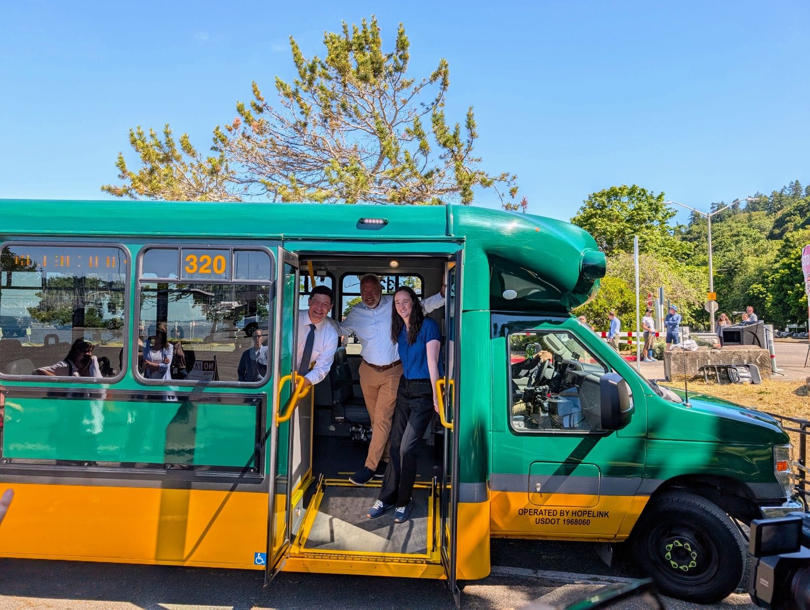 Metro Launches Summer Bus from Ballard to Golden Gardens