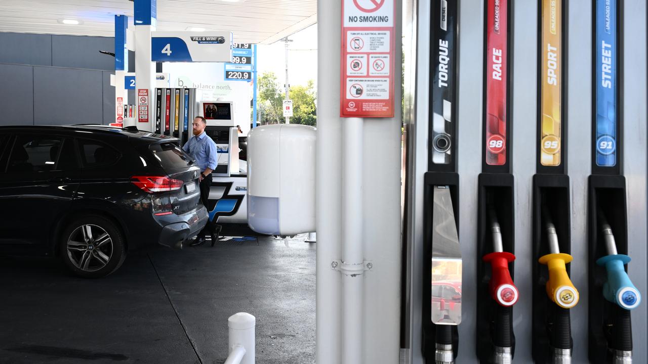 Petrol station (file)
