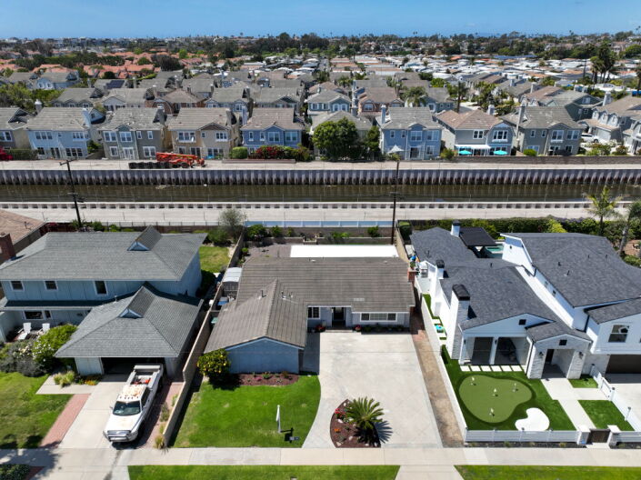 An overhead view of single-family homes.
