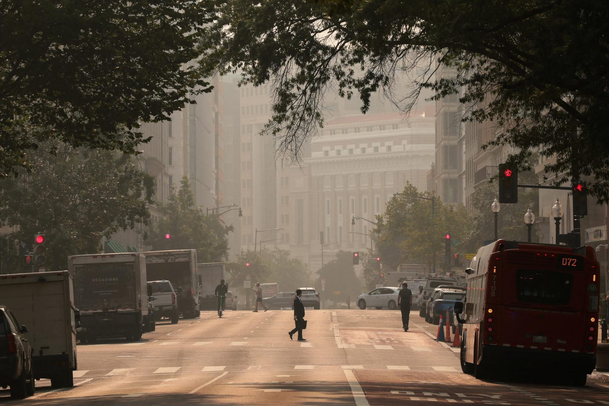 News Wrap: Smoke from wildfires leads to unsafe air quality