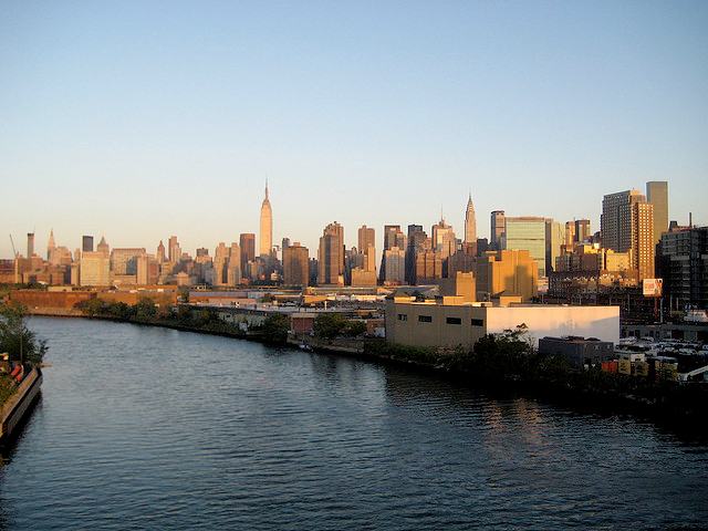 Newtown Creek at dawn
