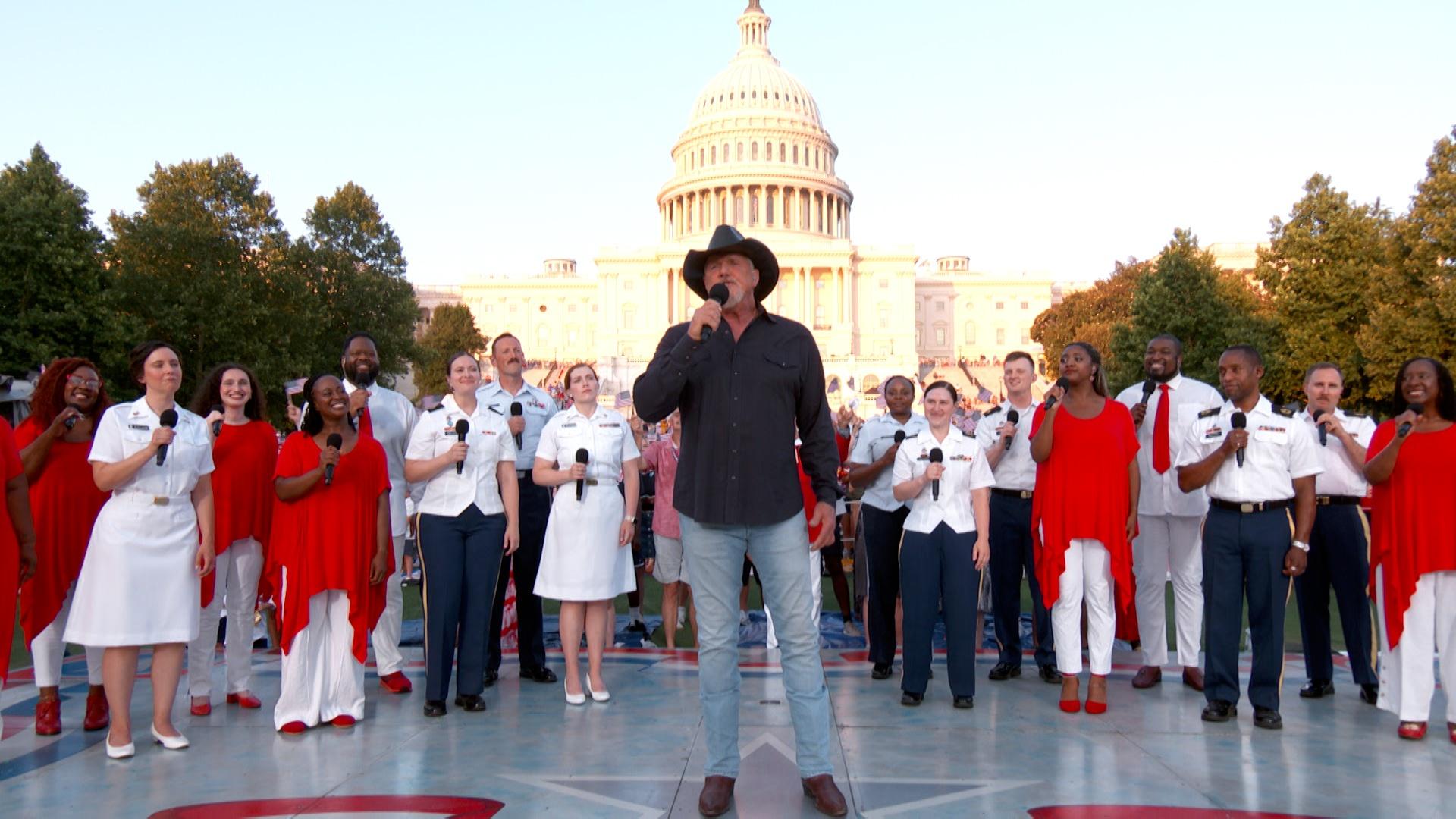 Trace Adkins Performs “American Made”