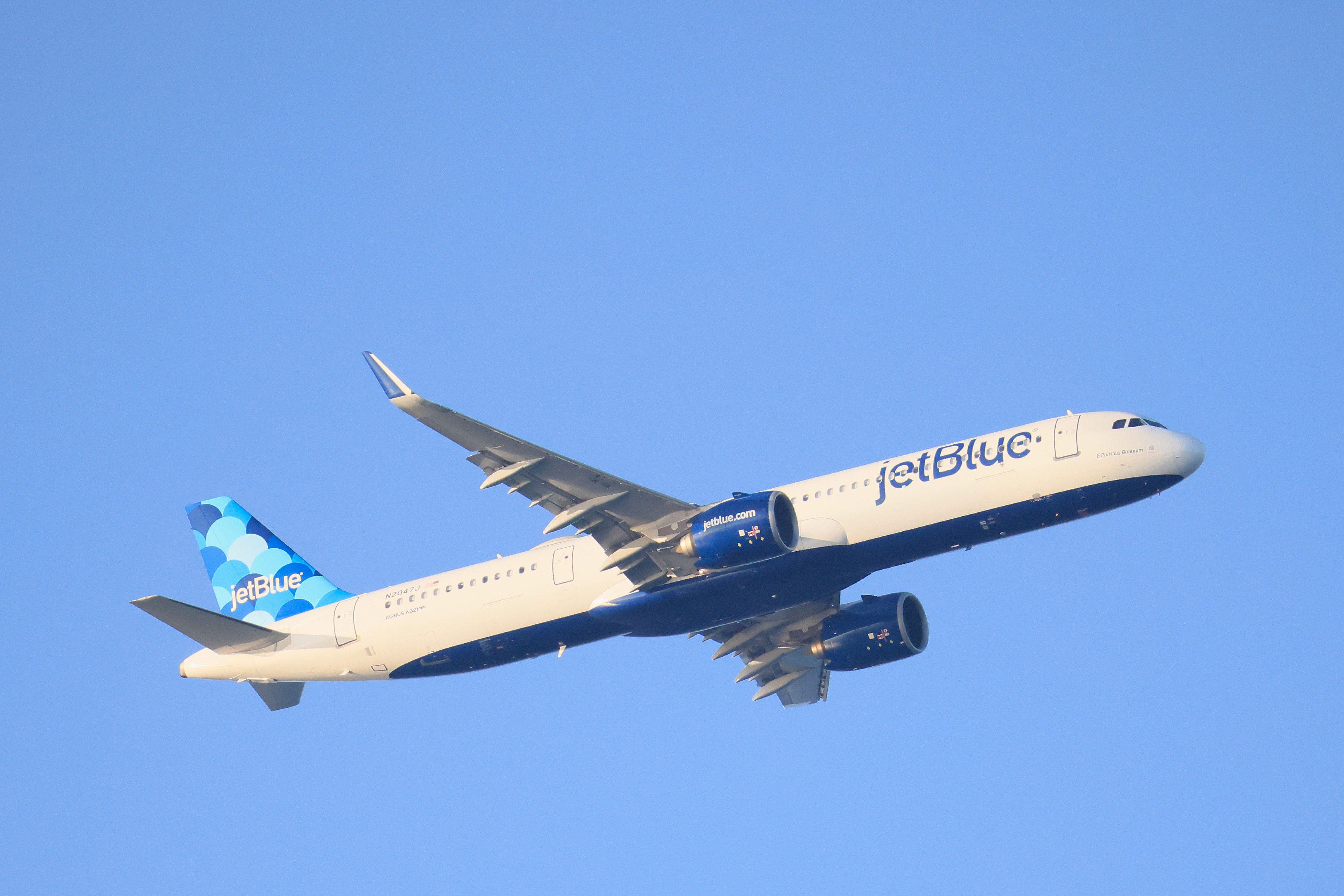A general view of a jetBlue airliner headed towards JFK Airport on Aug. 23, 2024.