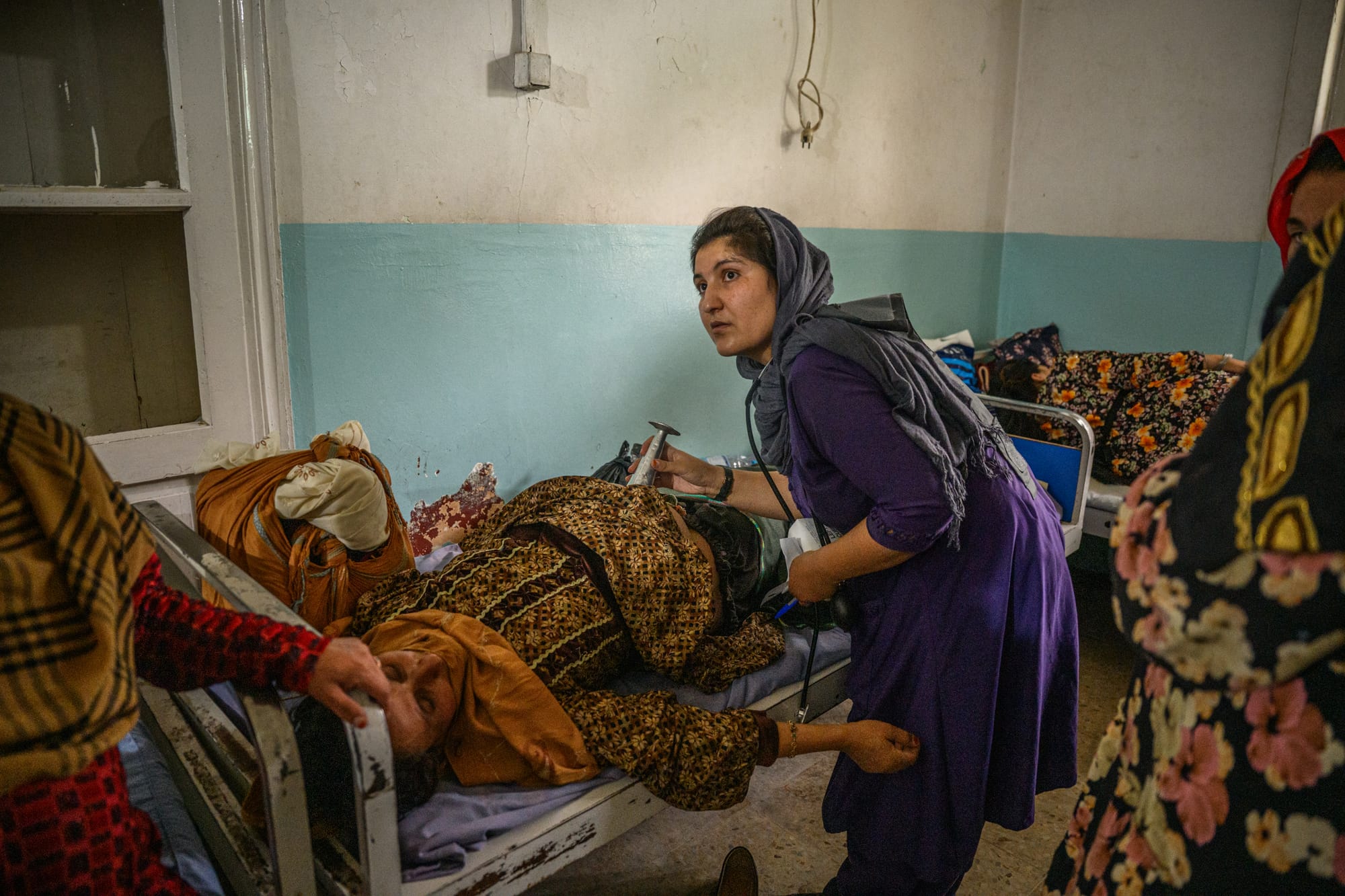 Inside the deadly collapse of maternity care in Afghanistan