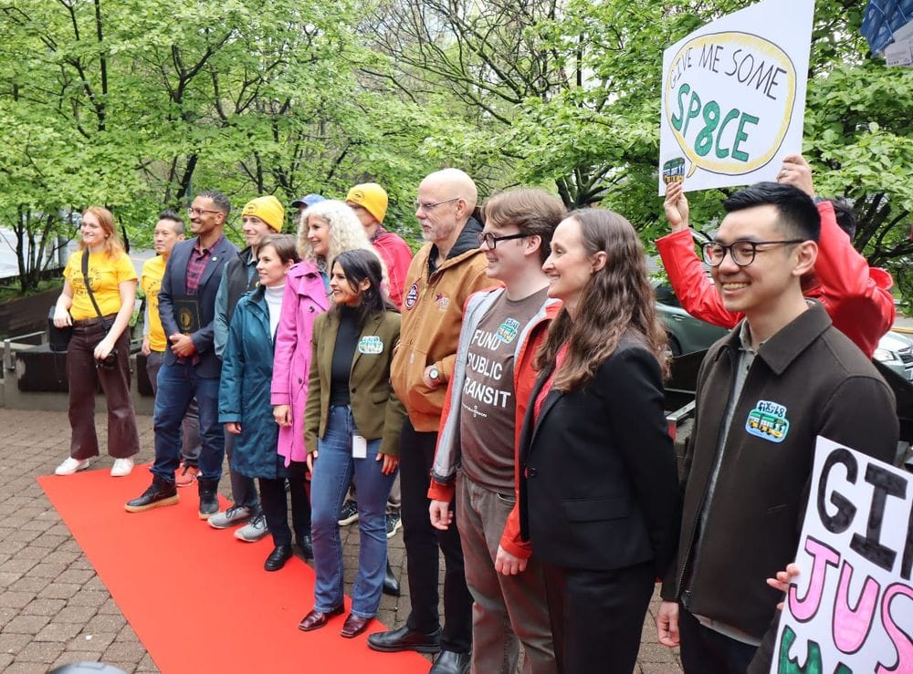 SDOT Prepares to Roll Out the Route 8 Red Carpet on Denny Way