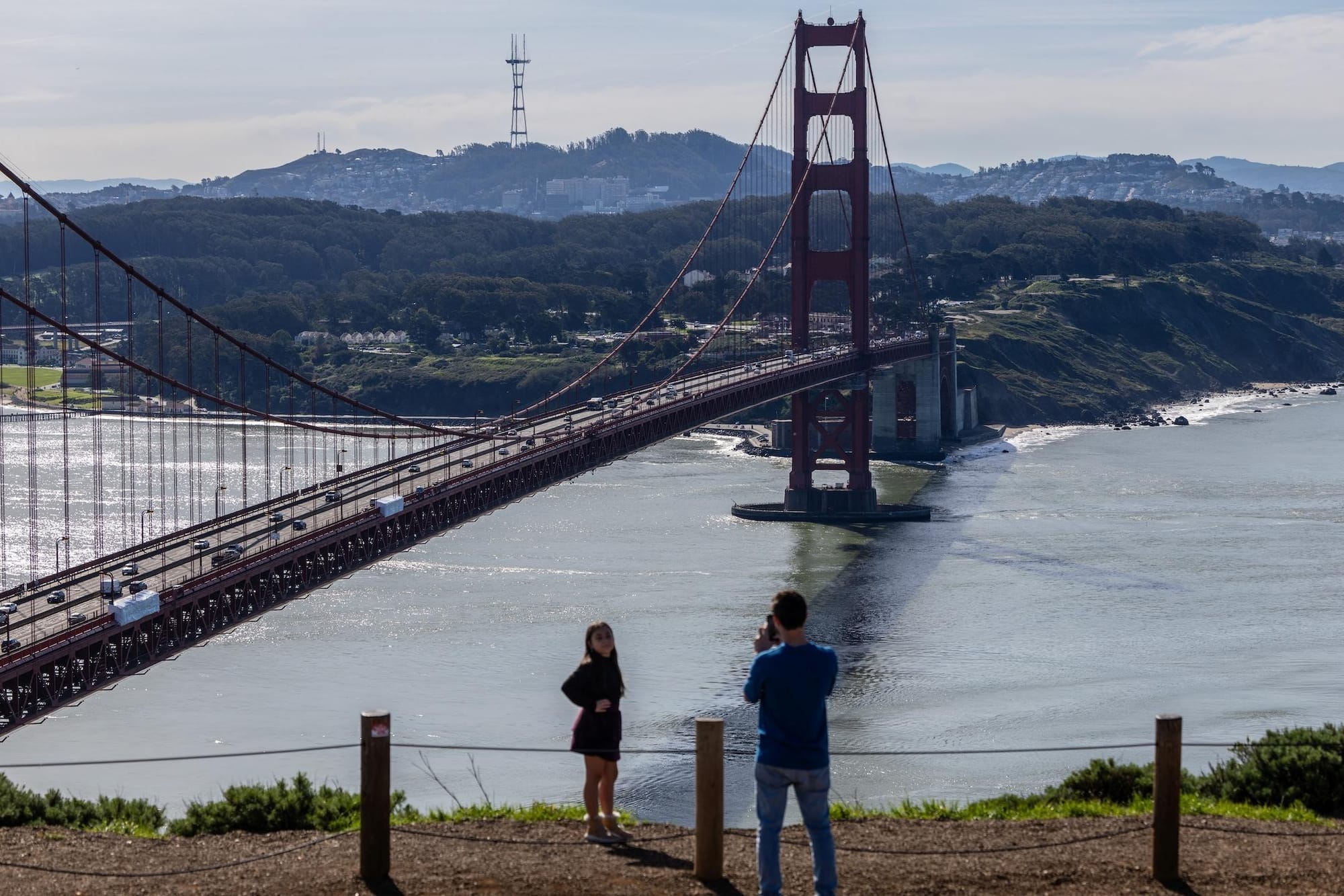 Lawmakers push to make daylight saving time permanent