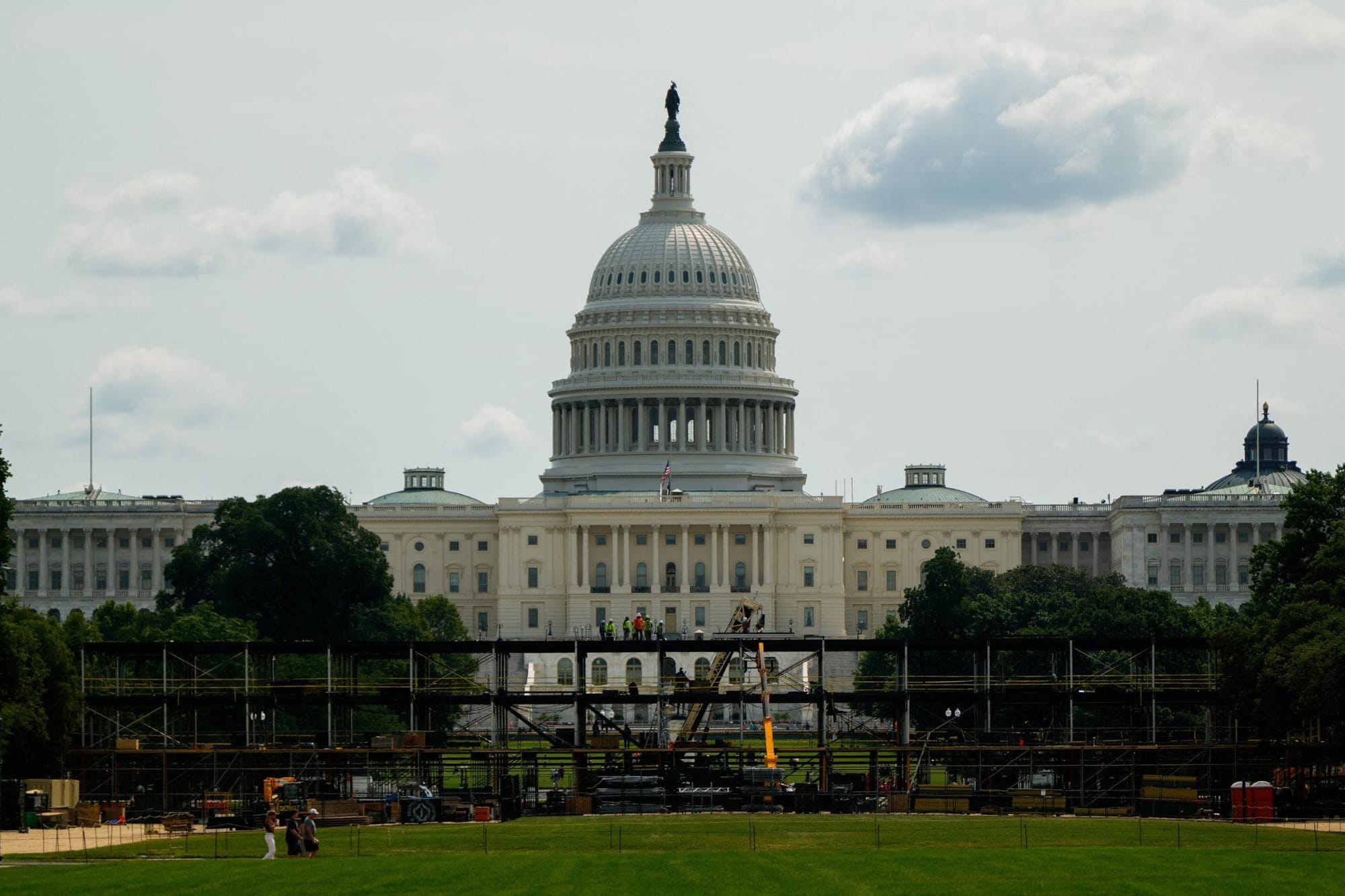 Senate faces packed, complicated agenda as midterms loom