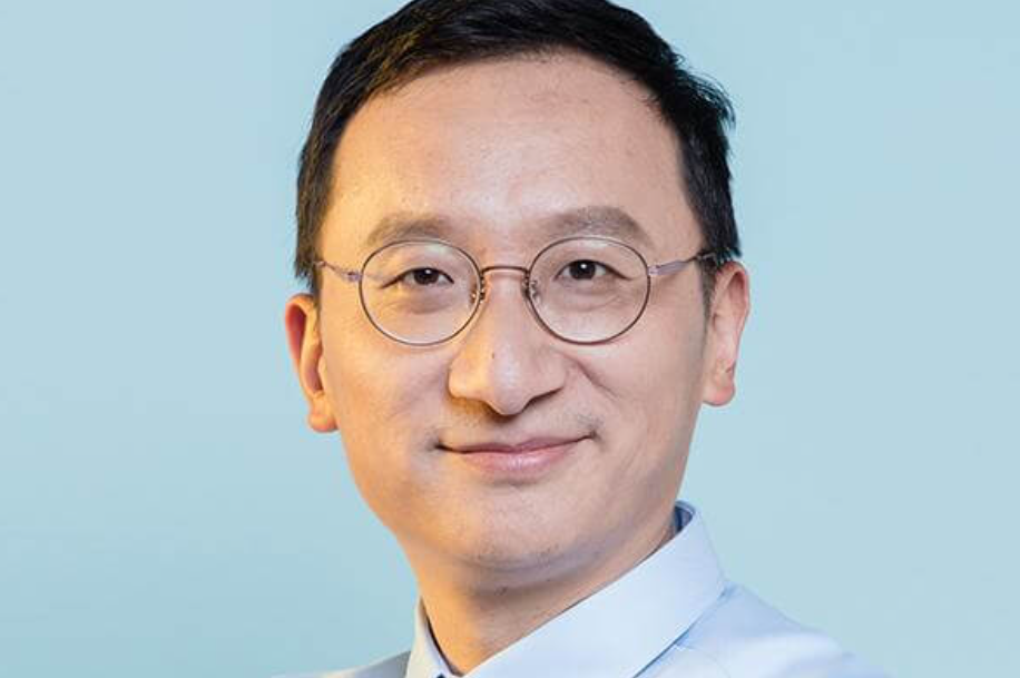 Neuroscientist Zilong Qiu.